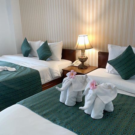 Hua Hin White Villa Hotel - Sha Certified מראה חיצוני תמונה